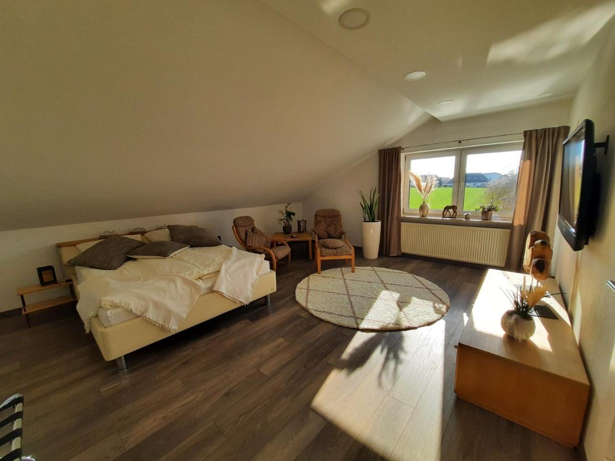 Pflaumers Ferienwohnung Eppingen Exterior foto